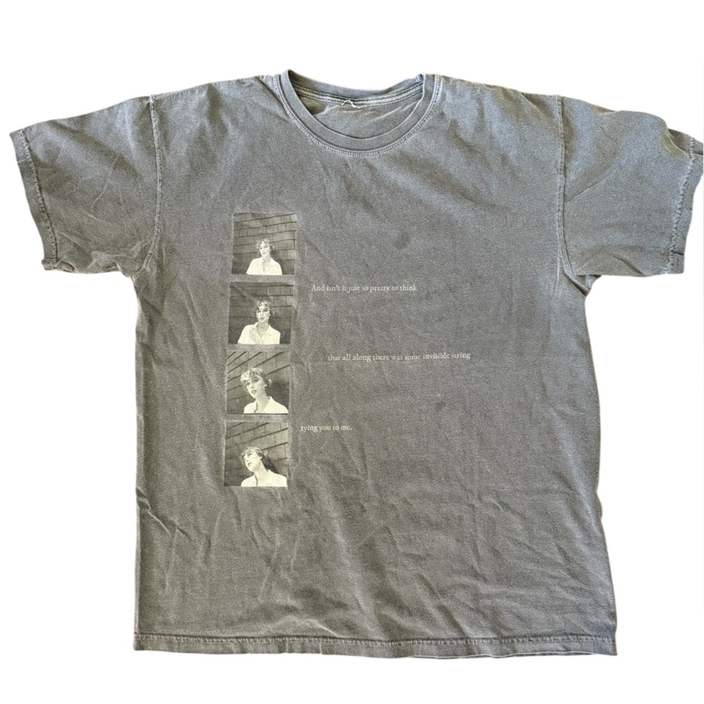 Taylor Swift “Tying you to me” Invisible String 2020 T-Shirt Folklore Merch